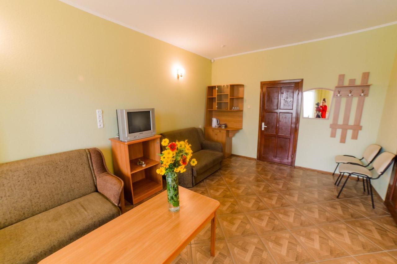Отель Мелиоратор-Юг Koblevo Exterior photo